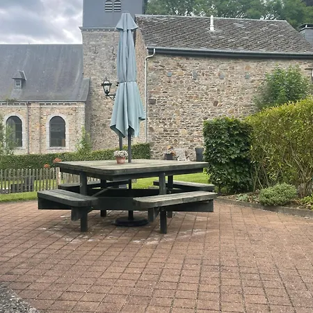 At ベッド・アンド・ブレックファスト Dochamps