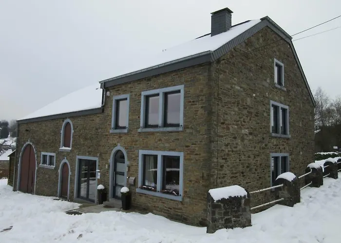 At Bed & Breakfast 3*